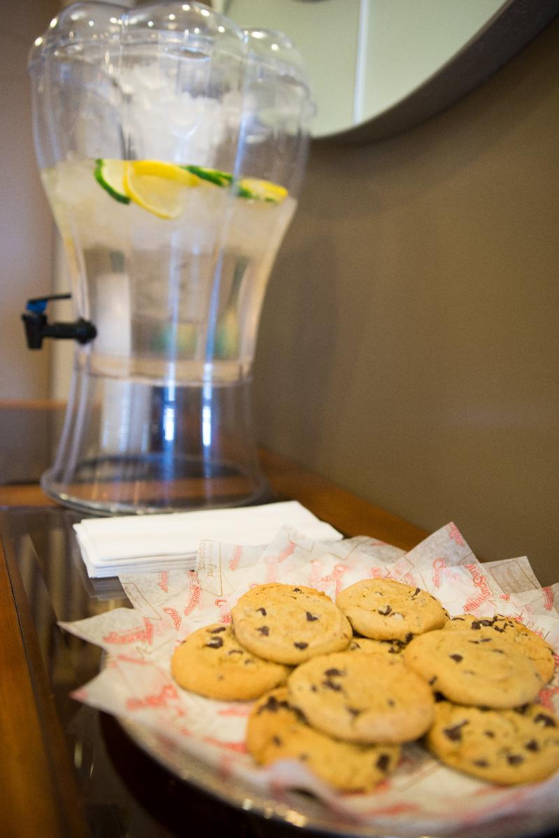 Holiday Inn Express & Suites Northwood By Ihg Silver Lake Exteriör bild